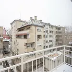 Doyran Lägenhet *